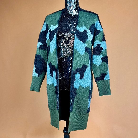 Fuzzy Camo Printed Open Long Cardigan Sweater - Grunge, 90s, 00s - Size XS - Picture 6 of 13